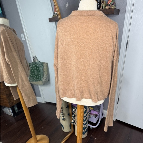 Reformation Women's Tan Collared Sweater - Picture 3 of 4